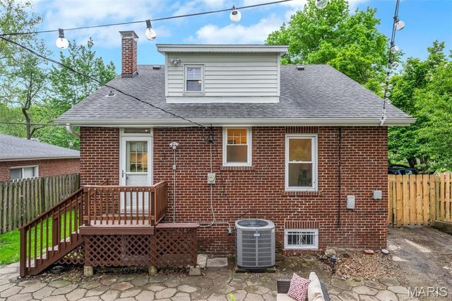 7439 Wellington Avenue, University City, MO 63130