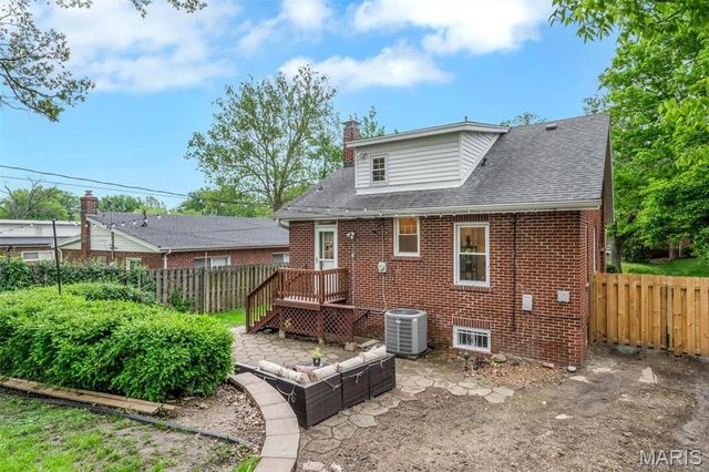 7439 Wellington Avenue, University City, MO 63130