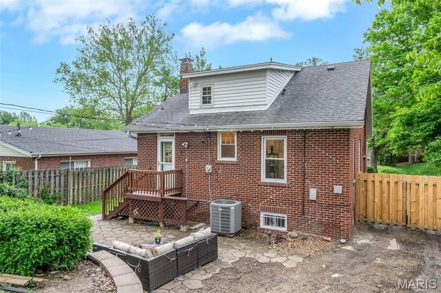 7439 Wellington Avenue, University City, MO 63130