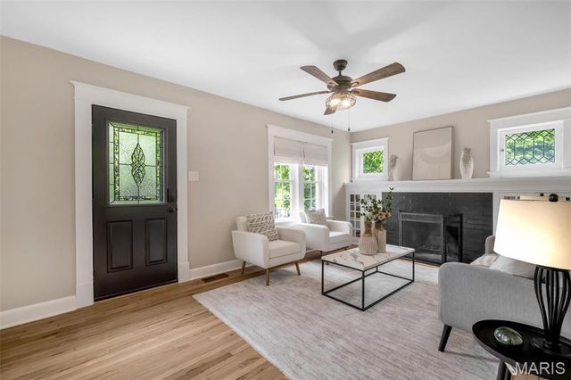 7439 Wellington Avenue, University City, MO 63130