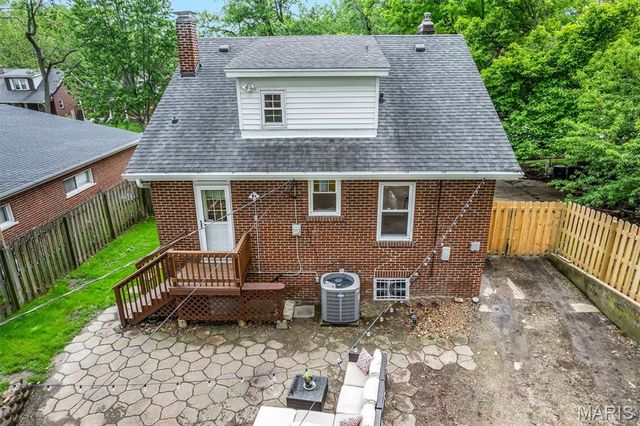 7439 Wellington Avenue, University City, MO 63130