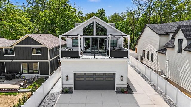 7187 Bronson Street, Ada, MI 49301