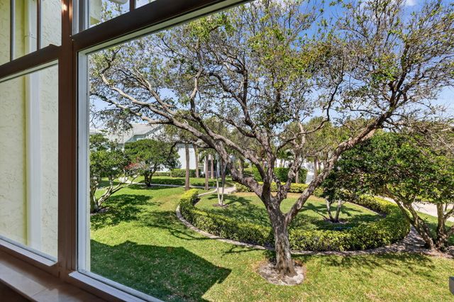 1403 Mainsail Circle, Jupiter, FL 33477