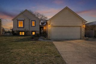 38076 Fringe Drive, Sterling Heights, MI 48310