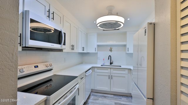 1415 Ocean Shore Blvd Apt 211, Ormond Beach, FL 32176