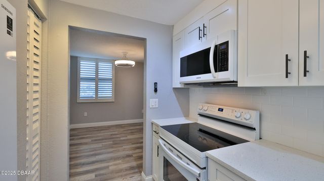 1415 Ocean Shore Blvd Apt 211, Ormond Beach, FL 32176