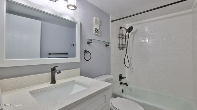 1415 Ocean Shore Blvd Apt 211, Ormond Beach, FL 32176