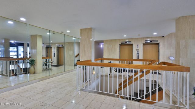 1415 Ocean Shore Blvd Apt 211, Ormond Beach, FL 32176