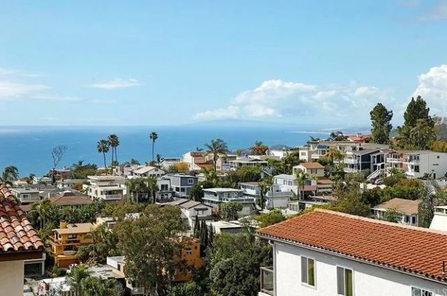 988 Acapulco, Laguna Beach, CA 92651