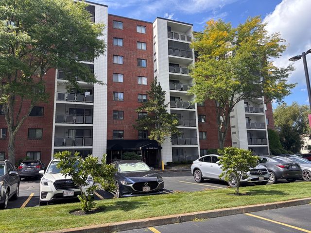 12 Ninth St 801, Medford, MA 02155