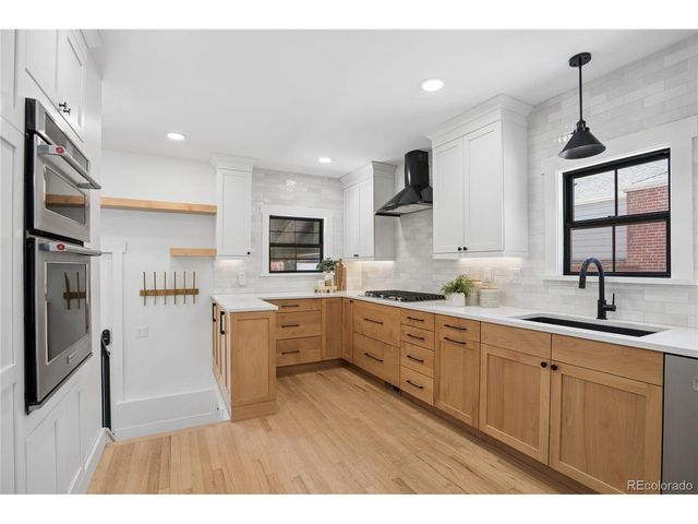 2054 S Saint Paul St, Denver, CO 80210