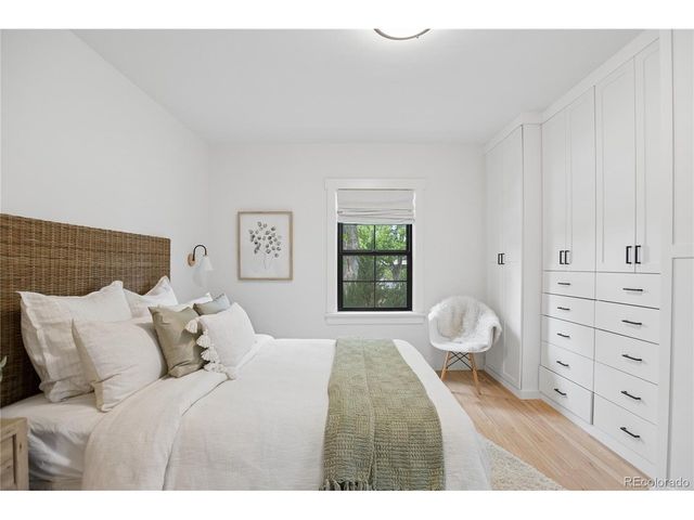 2054 S Saint Paul St, Denver, CO 80210