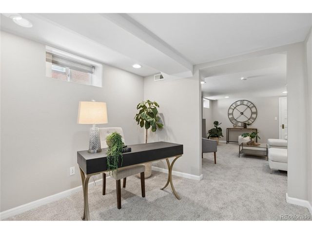 2054 S Saint Paul St, Denver, CO 80210