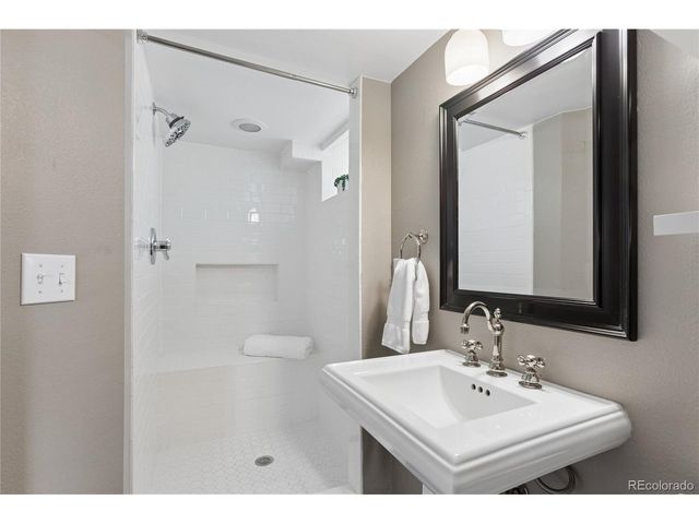 2054 S Saint Paul St, Denver, CO 80210
