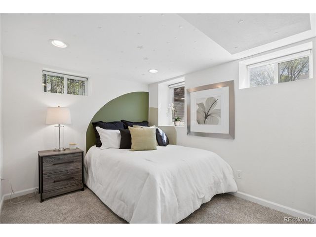 2054 S Saint Paul St, Denver, CO 80210