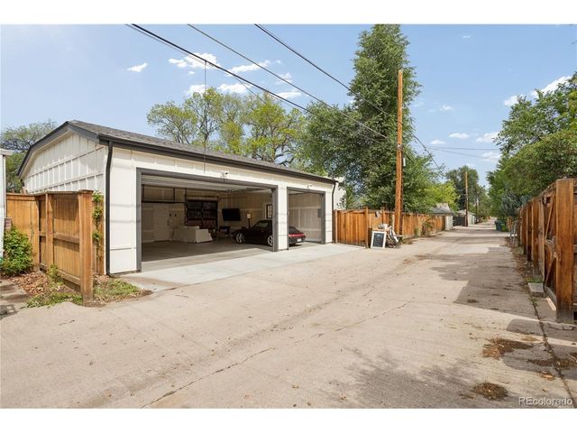 2054 S Saint Paul St, Denver, CO 80210