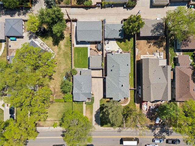 2054 S Saint Paul St, Denver, CO 80210
