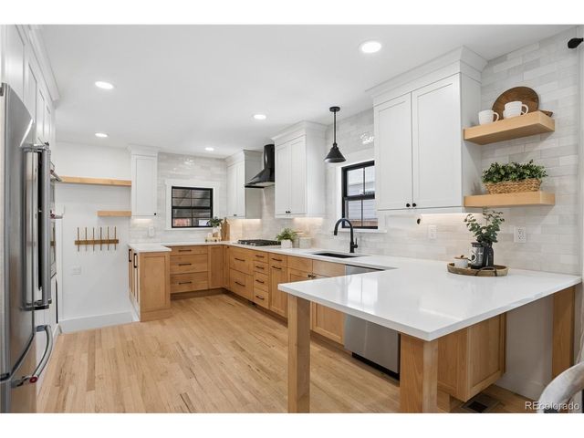2054 S Saint Paul St, Denver, CO 80210