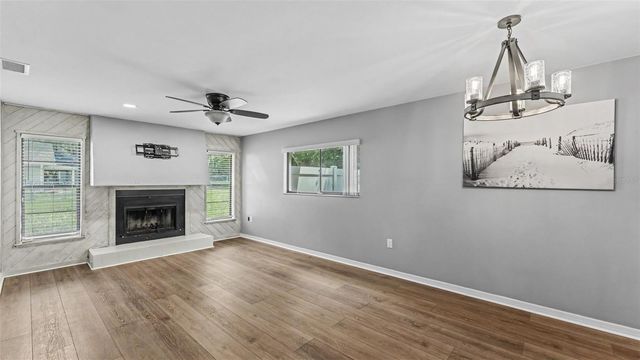 717 WOODHILL DRIVE, Lakeland, FL 33813