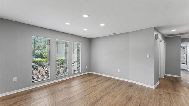 717 WOODHILL DRIVE, Lakeland, FL 33813
