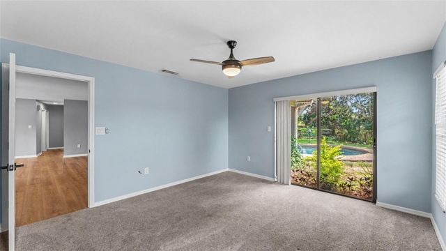 717 WOODHILL DRIVE, Lakeland, FL 33813