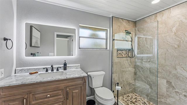 717 WOODHILL DRIVE, Lakeland, FL 33813