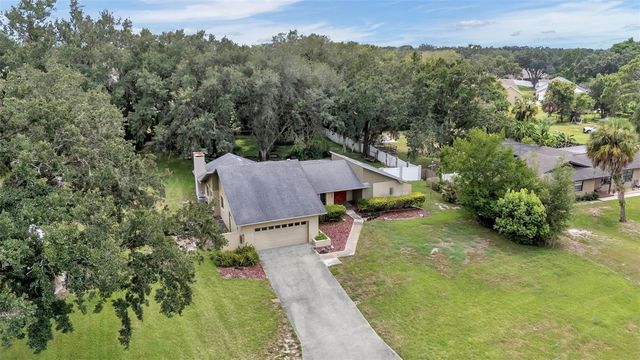 717 WOODHILL DRIVE, Lakeland, FL 33813