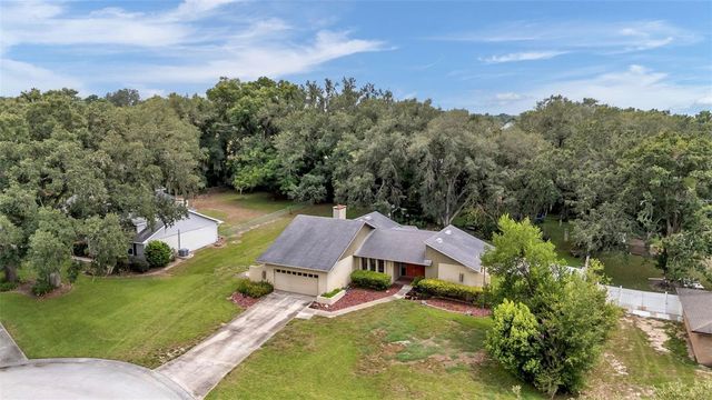 717 WOODHILL DRIVE, Lakeland, FL 33813