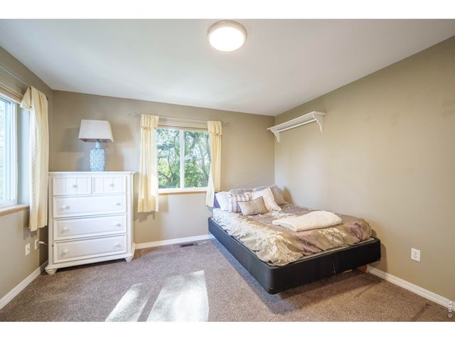 1804 Scarsdale Ct, Lafayette, CO 80026