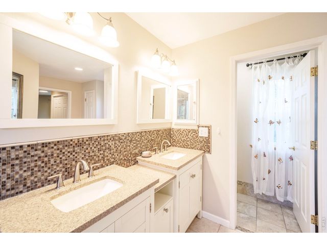 1804 Scarsdale Ct, Lafayette, CO 80026