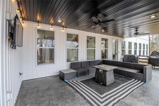 23239 Highway T, Waynesville, MO 65583