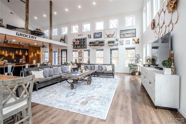 23239 Highway T, Waynesville, MO 65583