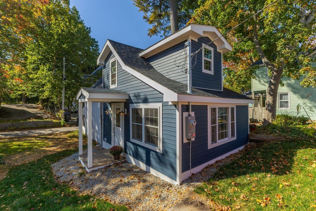 6 Linden Avenue, Old Orchard Beach, ME 04064 — photo 5