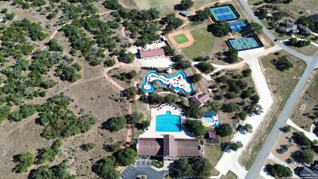 641 Vale CT, New Braunfels, TX 78132