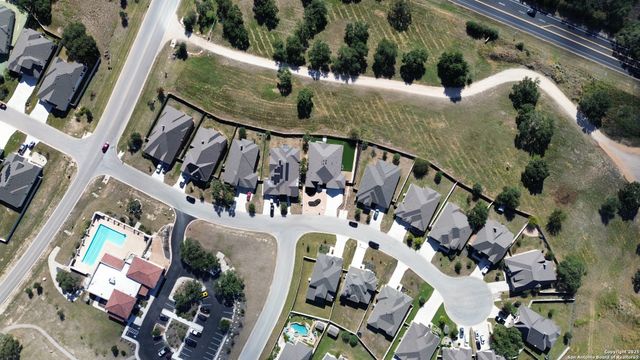 641 Vale CT, New Braunfels, TX 78132