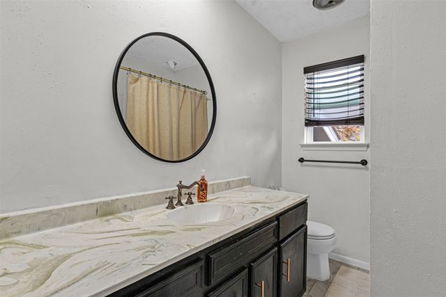 7521 Yolanda Drive, Fort Worth, TX 76112