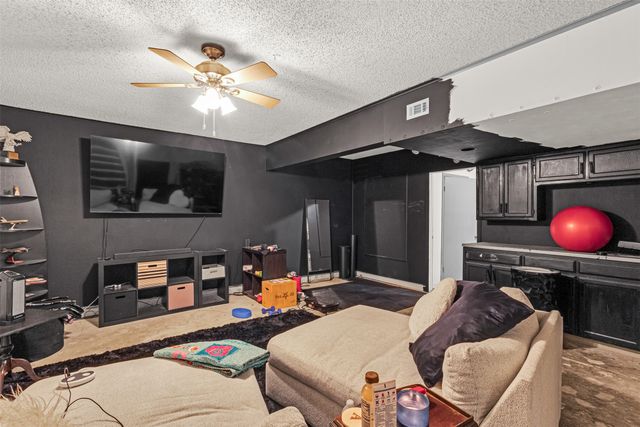 7521 Yolanda Drive, Fort Worth, TX 76112