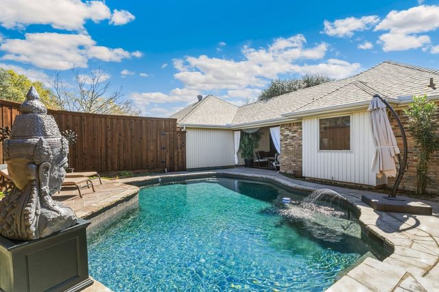 10019 Hickory Crossing, Dallas, TX 75243