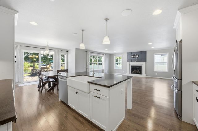 3981 47th Avenue S, Fargo, ND 58104