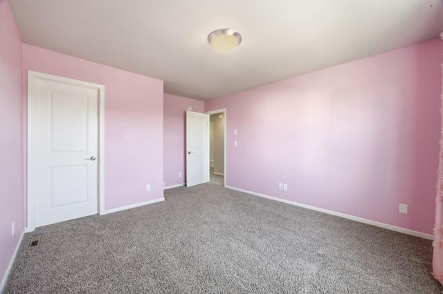 3981 47th Avenue S, Fargo, ND 58104