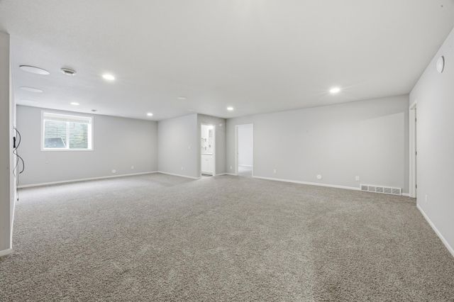 3981 47th Avenue S, Fargo, ND 58104