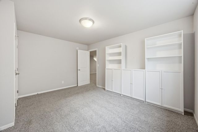3981 47th Avenue S, Fargo, ND 58104