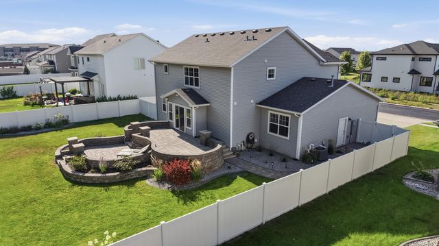 3981 47th Avenue S, Fargo, ND 58104