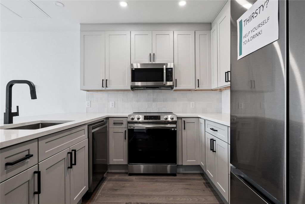 1800 E 4th ST 295, Austin, TX 78702