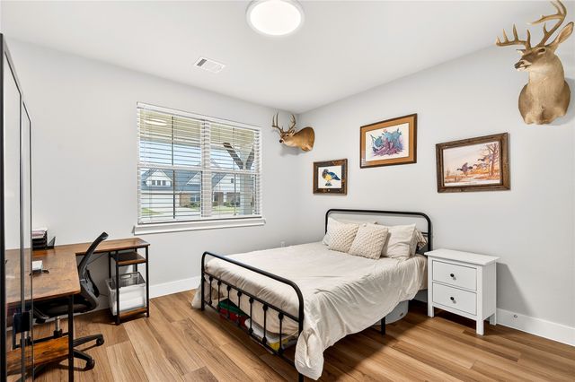 215 Frio Drive, Waxahachie, TX 75165