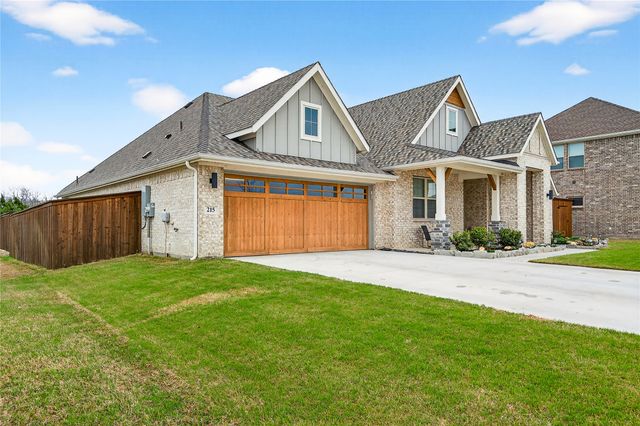 215 Frio Drive, Waxahachie, TX 75165