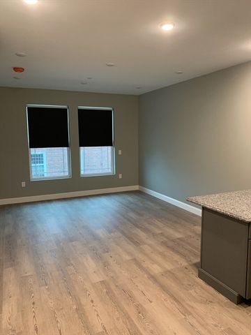 14 Yeamans St 303, Revere, MA 02151