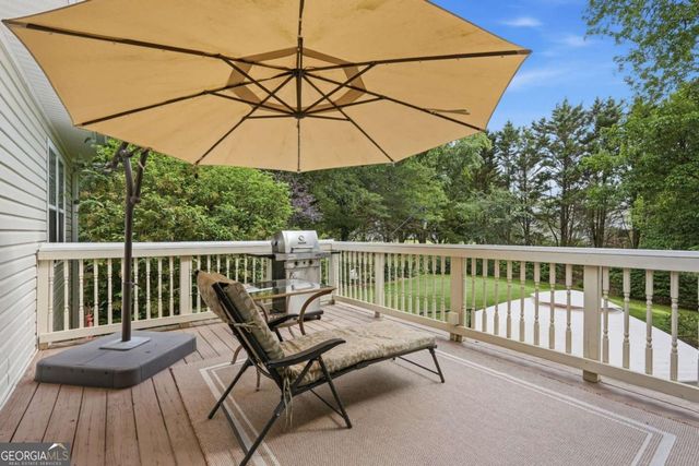 7815 Mosswood Lane, Gainesville, GA 30506