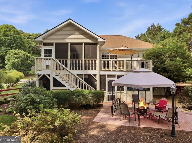 7815 Mosswood Lane, Gainesville, GA 30506