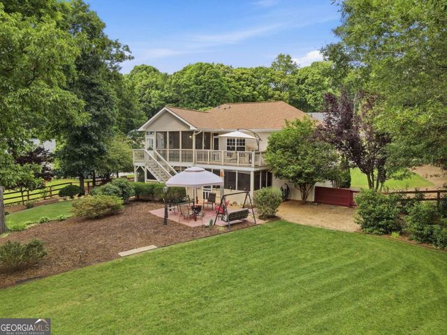 7815 Mosswood Lane, Gainesville, GA 30506